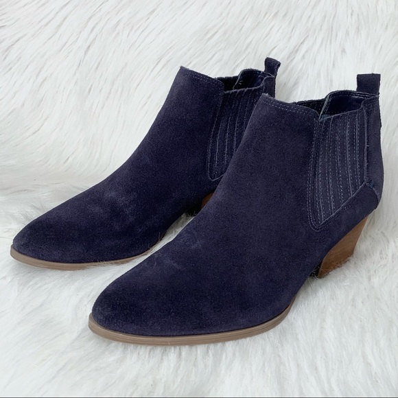 SOLD-Crown Vintage Suede Navy Blue Ankle Boots - Picture 4 of 10